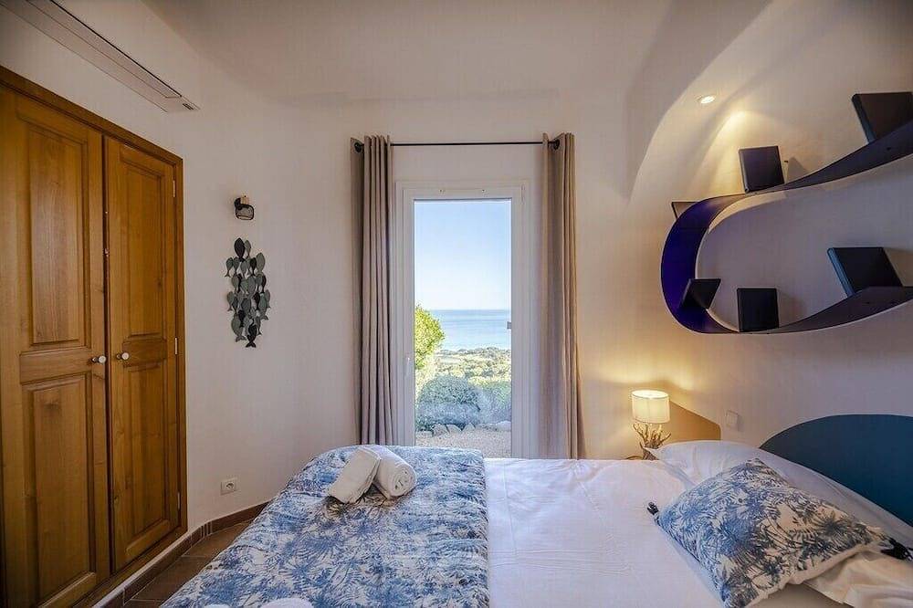 Villa Palombaggia außergewöhnlichen Meerblick, Strand zu Fuß in Palombaggia, Porto-Vecchio