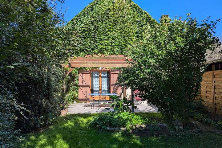 Gîte pour 4 personnes, avec jardin