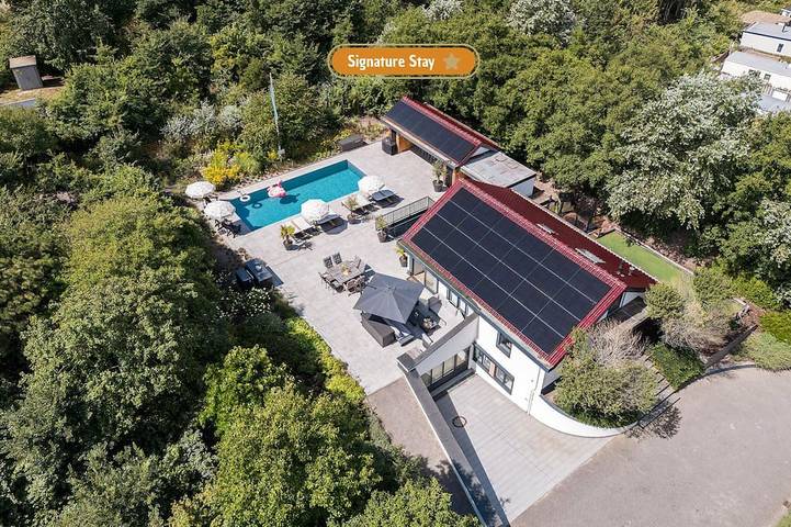 Ferienhaus für 18 Personen, mit Sauna und Garten