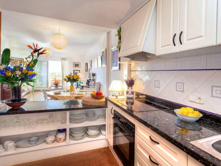 Ferienwohnung für 5 Personen, mit Terrasse in Llanca - 3