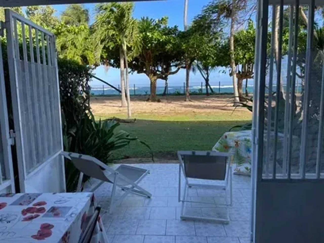 Ganzes Studio, Charmantes Studio mit Meerblick in Le Moule, 20 m² + Terrasse in Le Moule, Guadeloupe