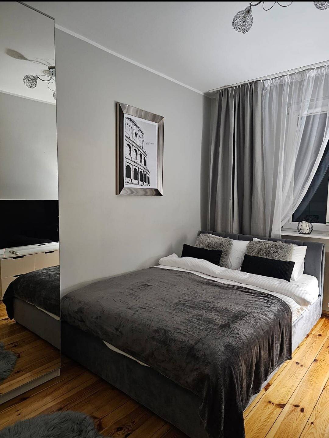 Apartamento vacacional entero, 2-Bed Apt in Zyrardow, 10 min to Suntago & Parking in Mazovia (región)