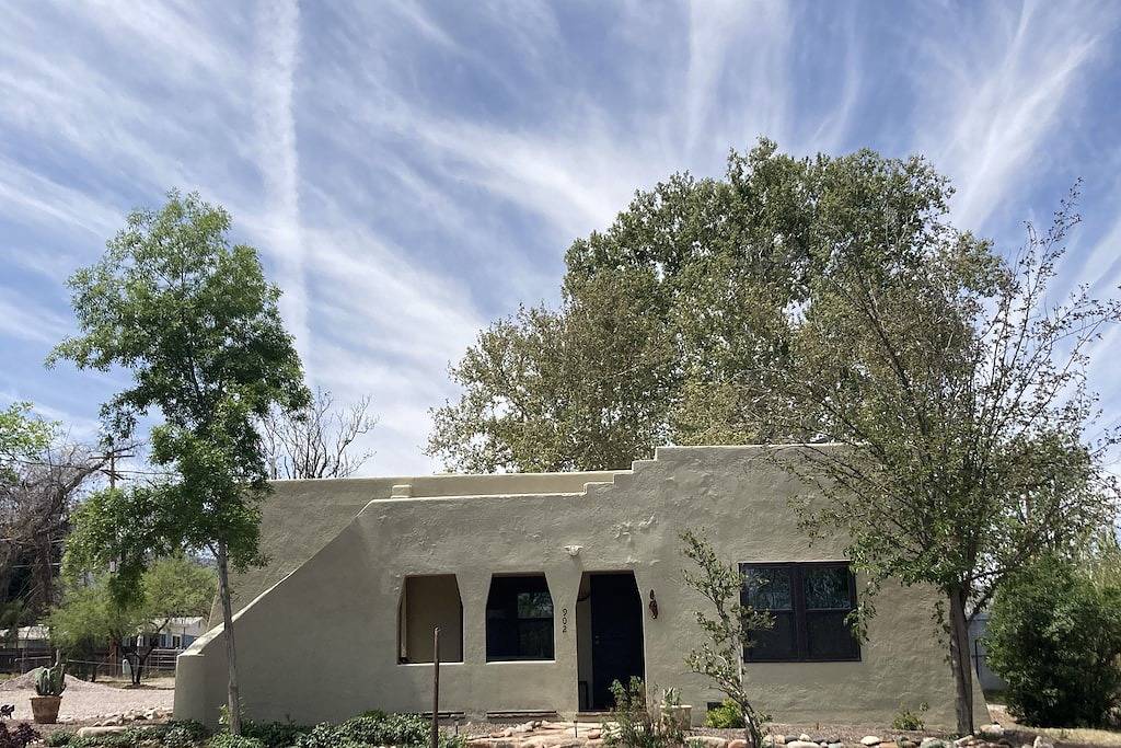 Cozy Historic Cottage in Old Town Cottonwood, near Sedona & Jerome in Cottonwood (AZ), Coconino Nationalwald