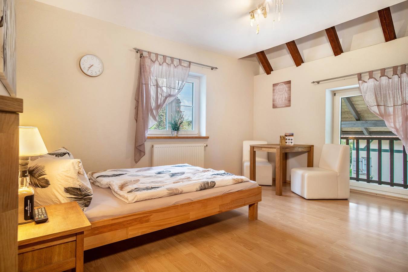 Room 6, spacious and cozy room for 2-3 people in Ravensburg, Region Bodensee-Oberschwaben