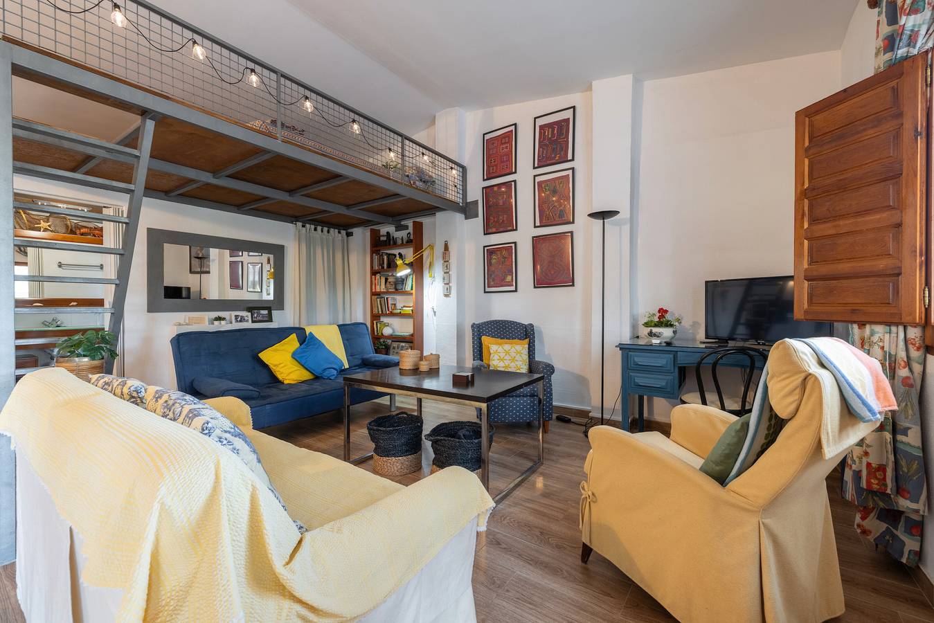 Entire studio, Studio Apartment 'Estudio La Cochera' with Shared Pool, Wi-Fi and Air Conditioning. in La Cava, Terres de l'Ebre