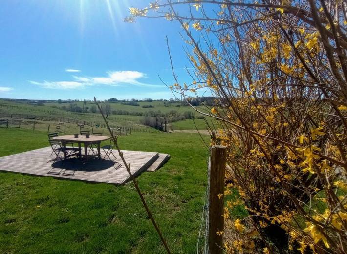 Chambre d’hôte pour 2 personnes, avec jardin dans Parc naturel régional des Volcans d'Auvergne - 2