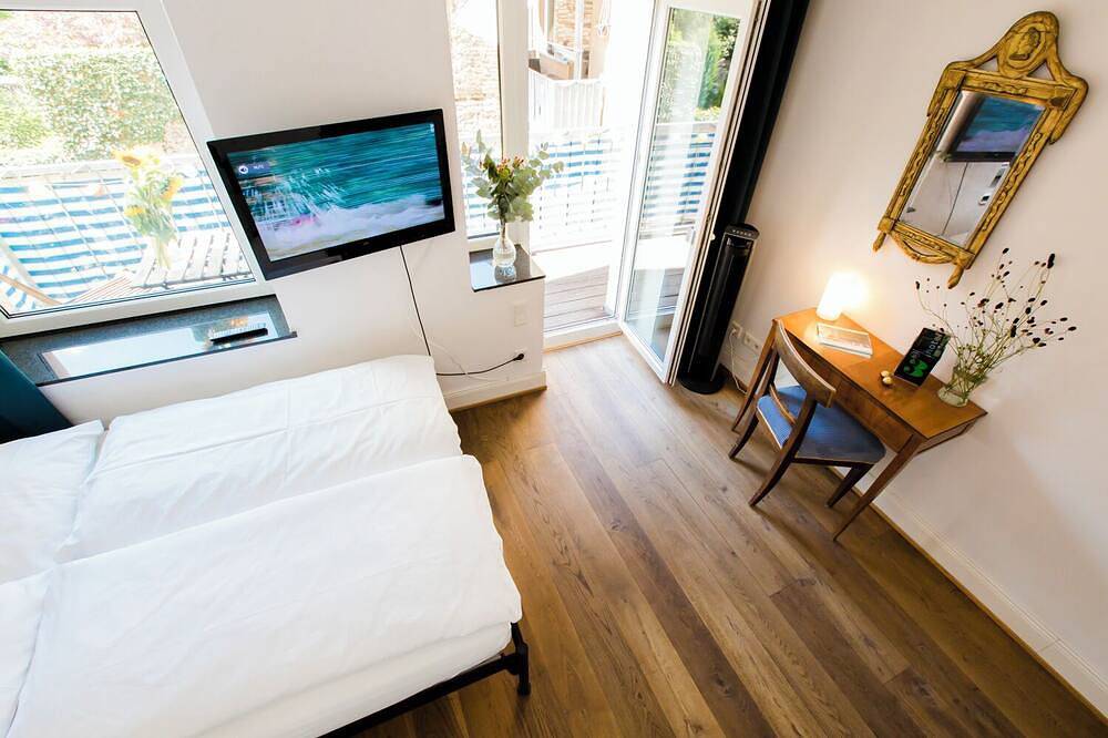 Ganze Wohnung, Maisonette mit Sonnenbalkon zur ruhigen Gartenhofseite in Köln, Rheinland