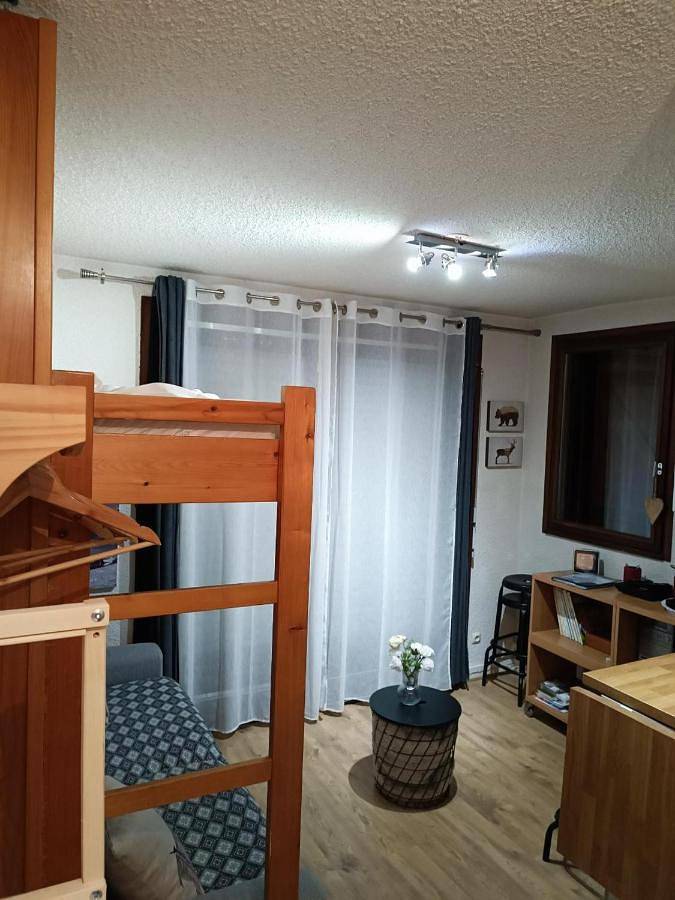 Gîte pour 4 personnes, avec balcon et vue à Mieussy - 2
