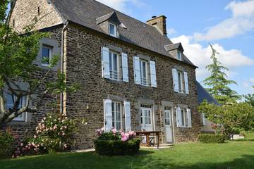 Gîte pour 6 personnes, avec jardin à Le Mesnil-Ozenne