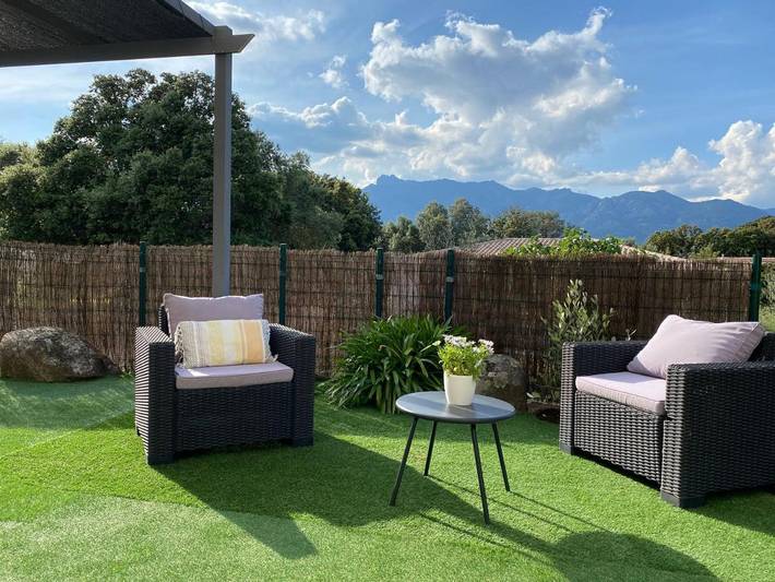 Villa pour 2 personnes, avec jardin et vue