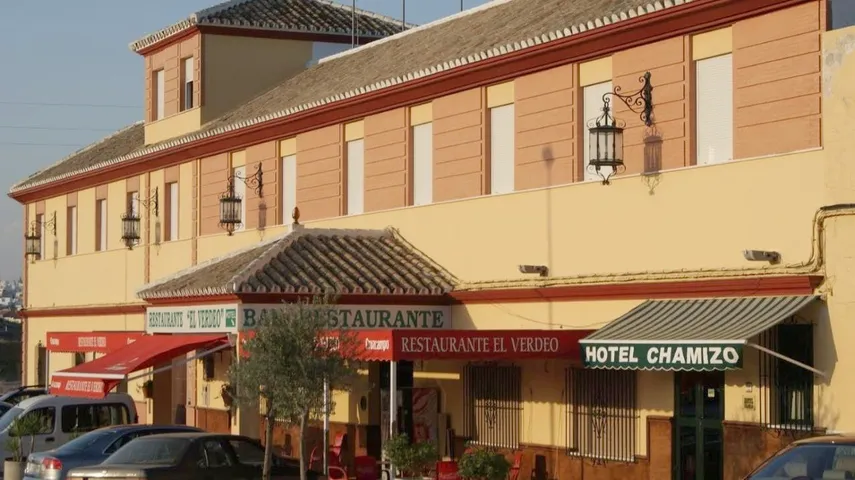 Hotel para 3 personas - 1