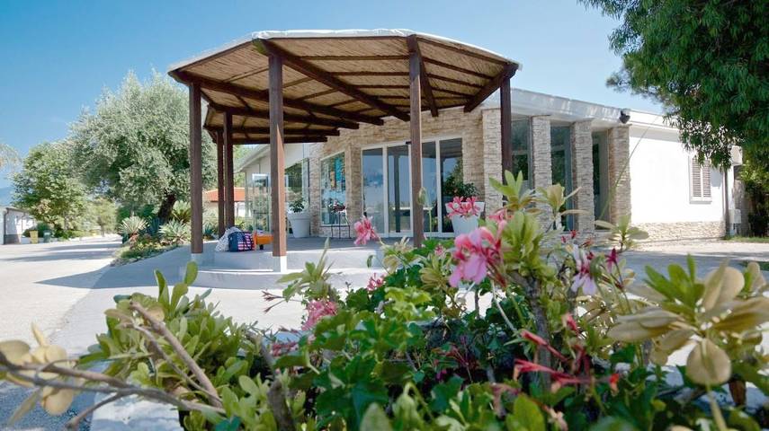 Resort per 5 persone, con Terrazza e Giardino nonché Piscina per bambini e Piscina in Campania