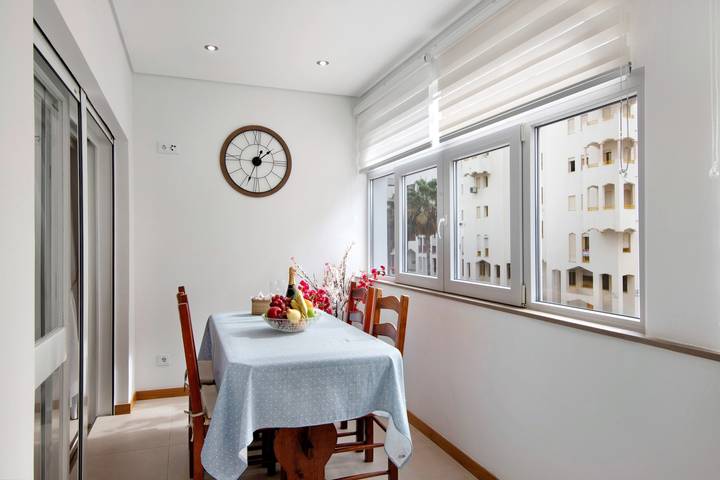Appartement entier, Appartement 'Peron' avec Wi-Fi et climatisation in Cavacos, Quarteira
