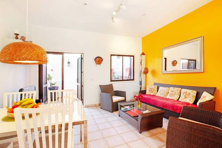Maison de vacances pour 4 personnes avec terrasse in Chayofa, Arona