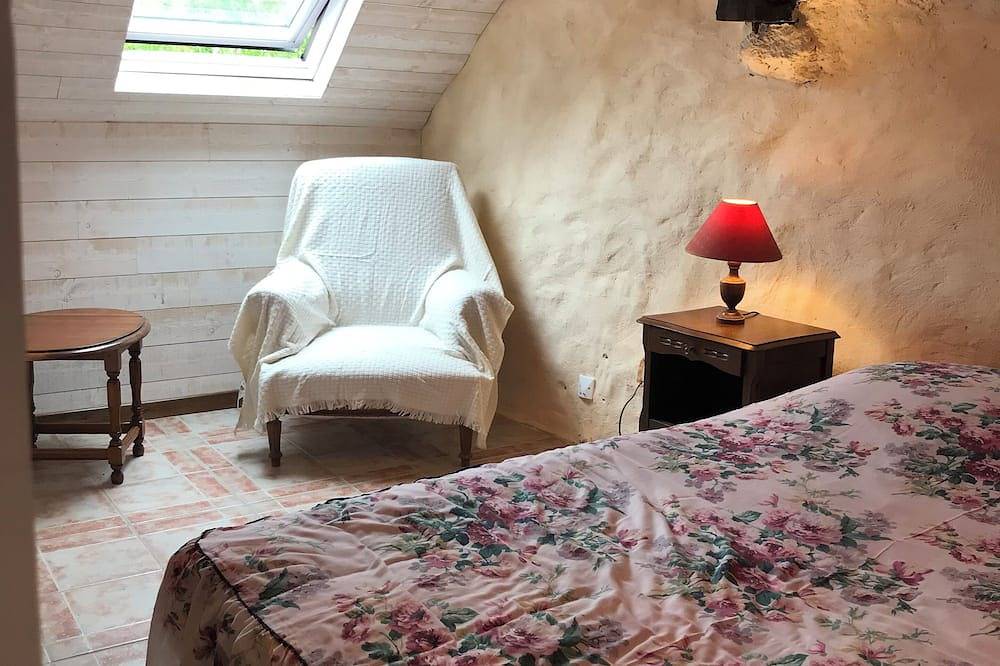 Gîte de Kergoubleau in Saint-Nicolas-du-Pélem, Région de Guingamp