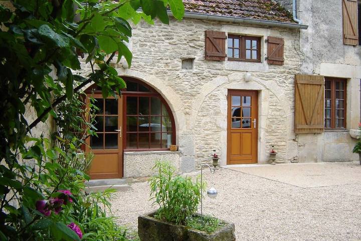 Gîte pour 15 personnes, animaux acceptés dans Haute-Marne