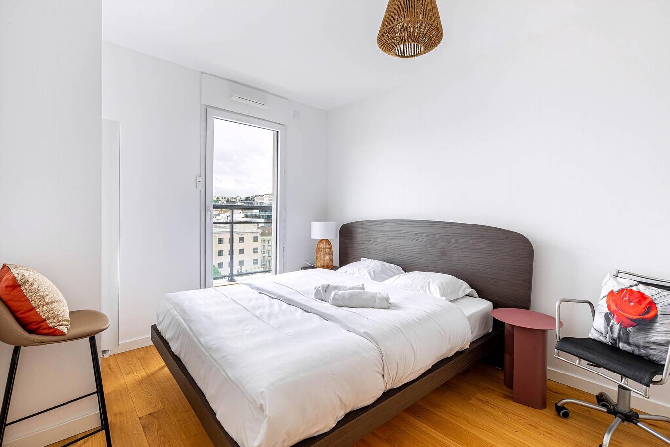 Appartement entier, Guestready - Apt. chic et fonctionnel avec balcon in Suresnes, Hauts-de-Seine
