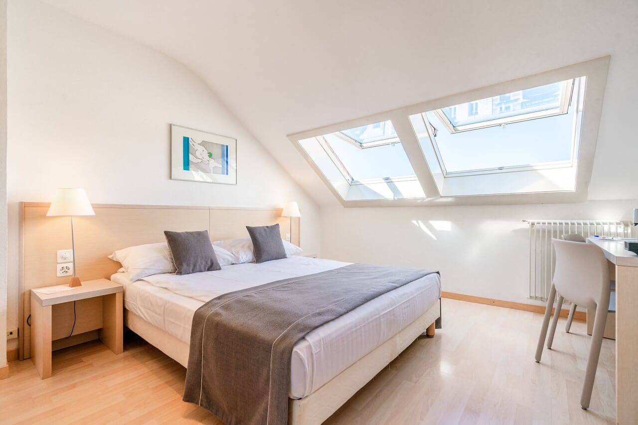 Hôtel des Arts - Petite chambre individuelle in Neuchâtel, Pays des Trois-Lacs