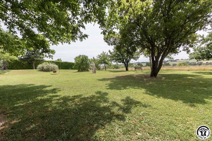 Gîte pour 6 personnes, avec terrasse et jardin dans Haute-Garonne - 2