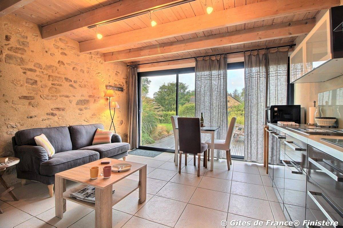 Le paradis roz in Logonna-Daoulas, Brest region