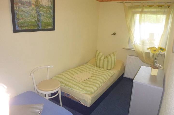 Ferienhaus für 5 Personen, mit Sauna und Terrasse sowie Garten in Berlin - 3