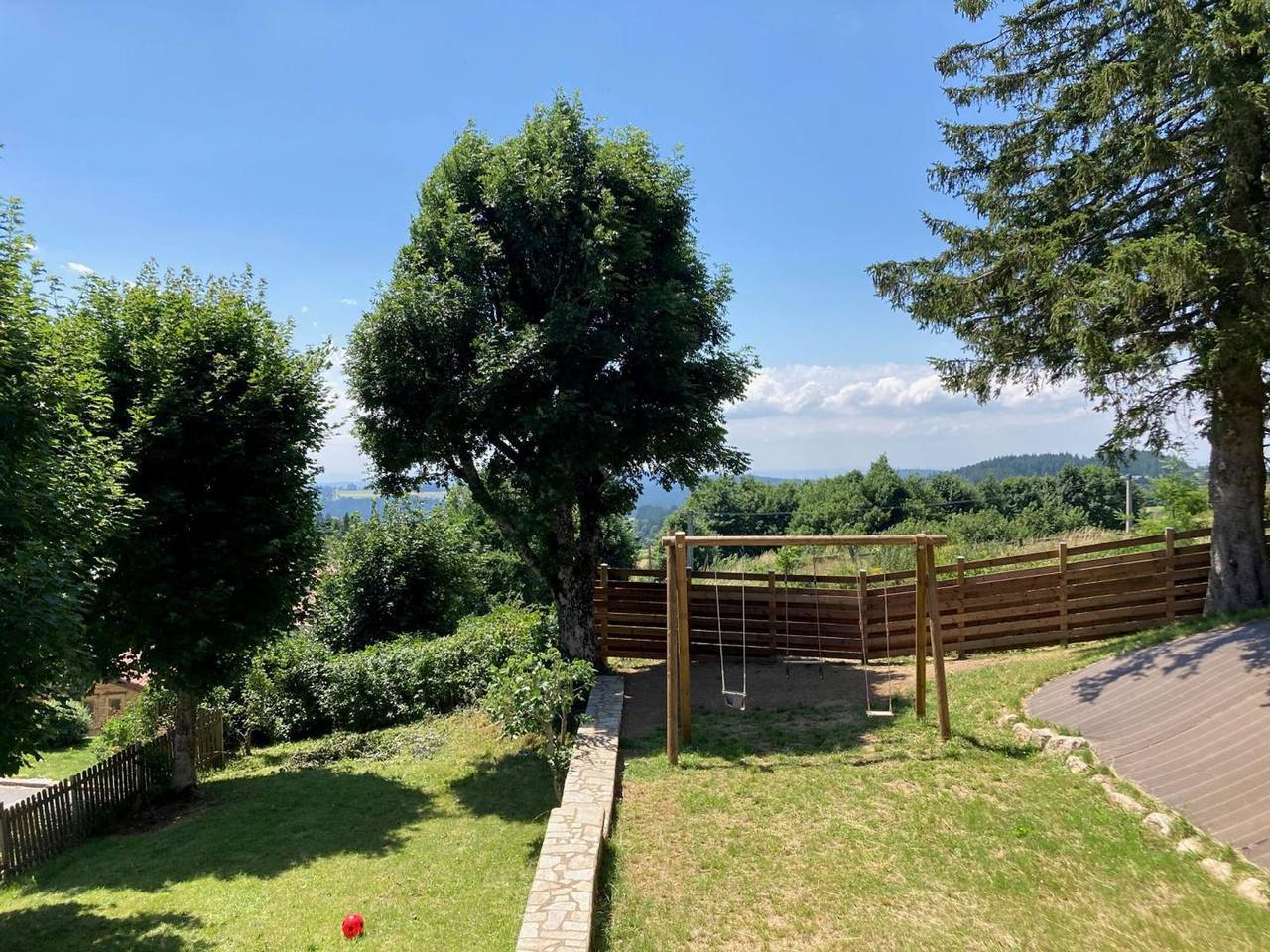 Chalet familial spacieux avec sauna au cœur du Bessat in Le Bessat, Parc Naturel Régional du Pilat