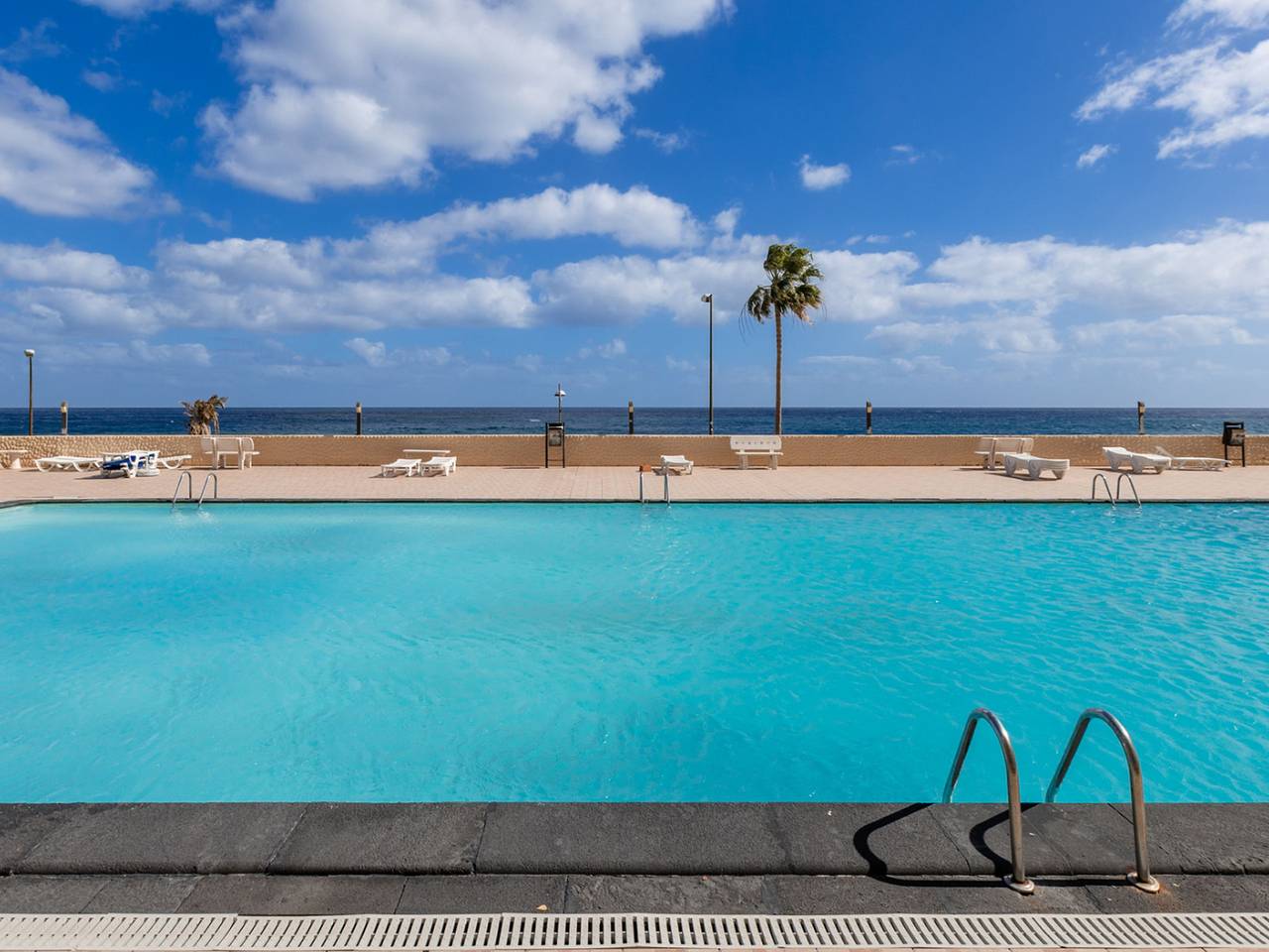Apartamento entero, Live Candelaria Arenitas in Las Caletillas, Tenerife Sur