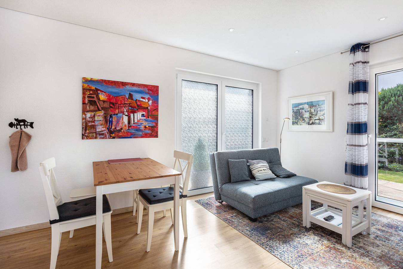 Ganze Wohnung, Ferienwohnung 'Am Hochrhein' mit privater Terrasse, gemeinsamem Garten und Wlan in Murg, Südschwarzwald