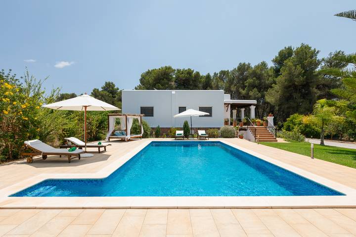 Ferienhaus für 6 Personen, mit Terrasse und Garten