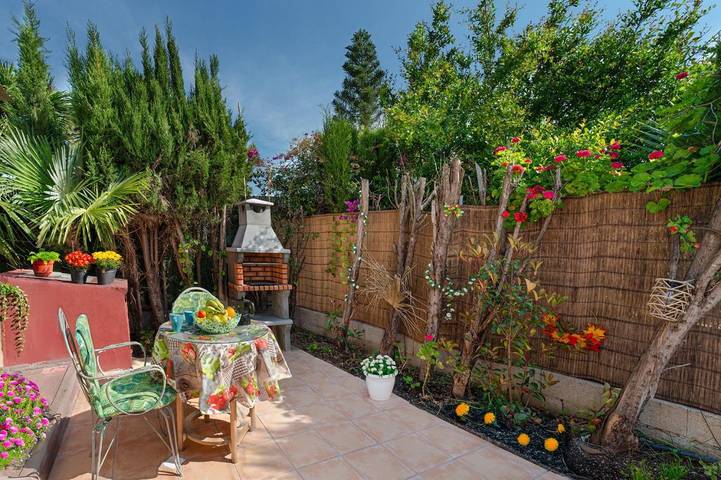 Chalet para 3 personas, con piscina además de jardín y vistas en Comunidad Valenciana - 4