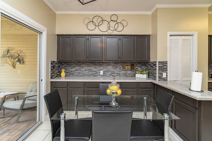 Vacation rental for 8 people, with yard, with pets in Montgomery