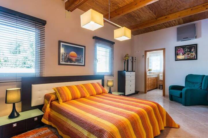 Private Villa With Pool Vallada.No for rent to under 25 years old for S.Joan in Cala Santandria, Ciutadella