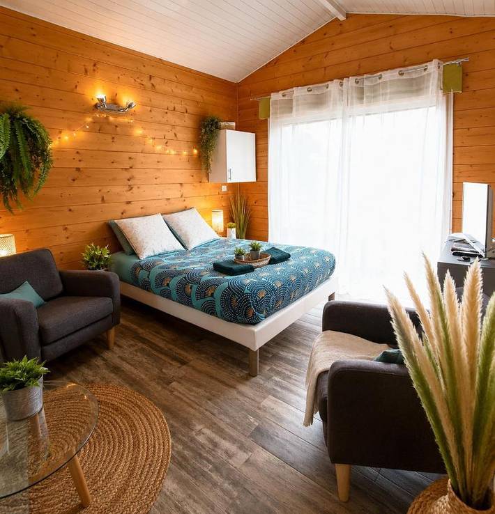 Location de vacances pour 2 personnes, avec vue et jardin à Brach