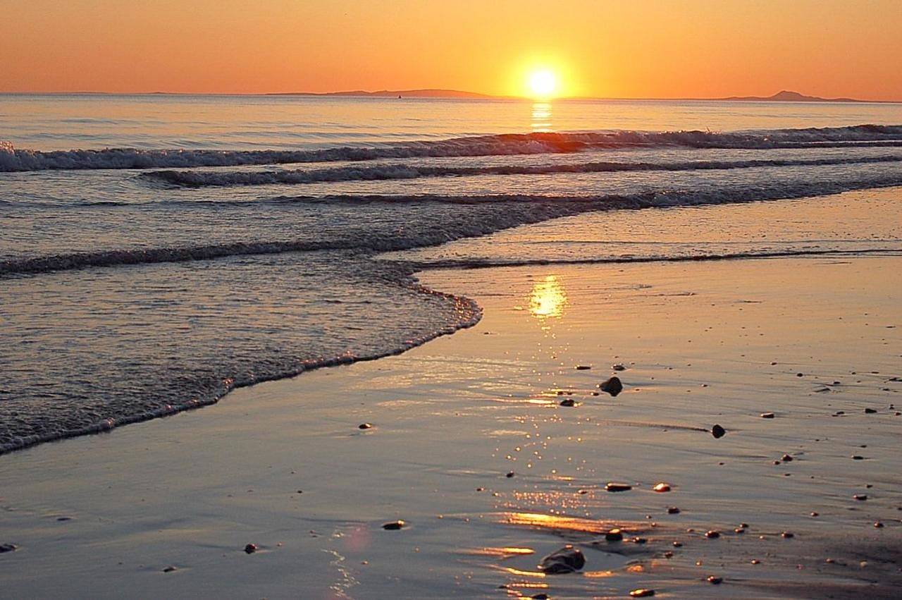 Entire apartment, Salt Marsh Apartment in Tywyn, Snowdonia