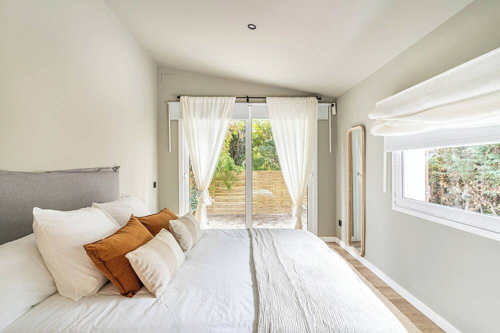 Villa Atardecer-15' to Barcelona / Bbq / Swimming Pool in Sant Cugat del Valles, Barcellona entroterra