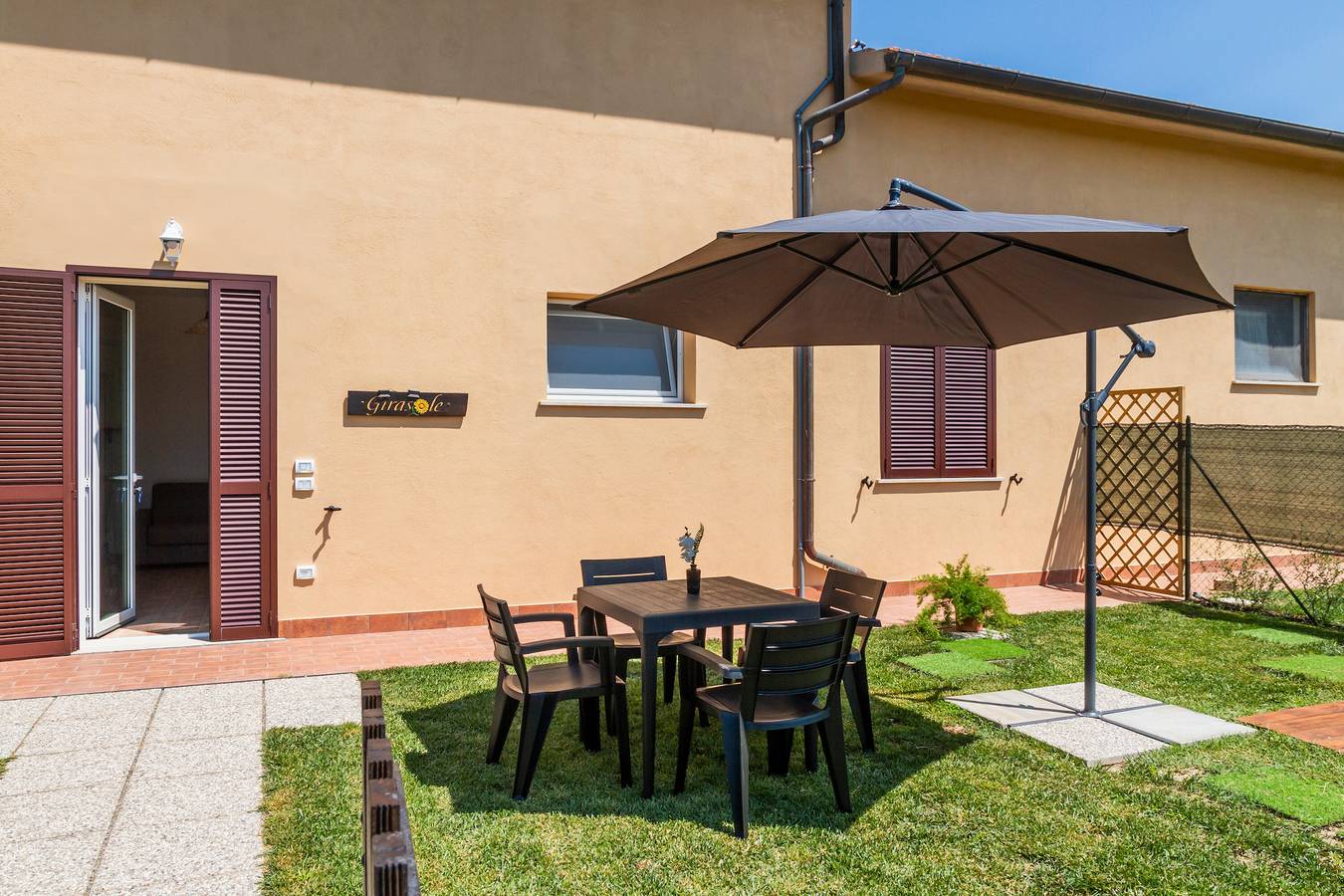 Appartamento intero, Appartamento 'Girasole' con Terrazza Privata, Wi-Fi e Aria Condizionata in Grosseto, Provincia di Grosseto