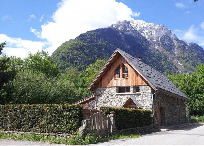 Gîte pour 10 personnes, avec terrasse et jardin à Allemond - 2