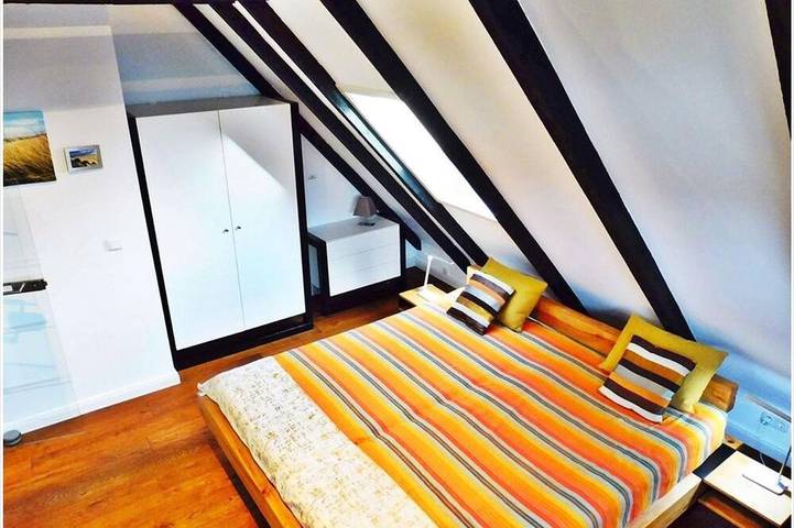 Ganze Wohnung, 4-Zimmer Ferienwohnung  Sylter Deichwiese mit Garten/Terrasse in Westerland Sylt in Tinnum, Sylt (Gemeinde)