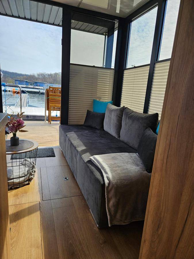 Boot für 5 Personen, mit Ausblick und Seeblick sowie Terrasse in Sachsen-Anhalt - 4