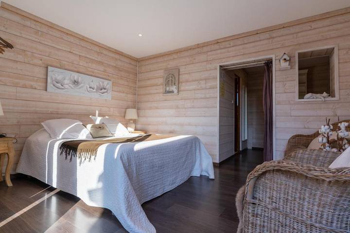 Chambre d’hôte pour 2 personnes, avec Terrasse ainsi que Jardin et Vue dans Lumbres