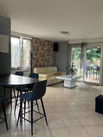 Gîte pour 4 personnes, avec terrasse et vue à Guipry-Messac