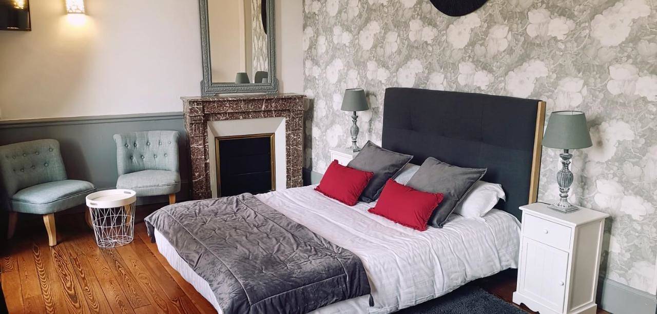Logis Hotel La Tourelle du Beffroi in Bourbon-Lancy, Région de Charolles