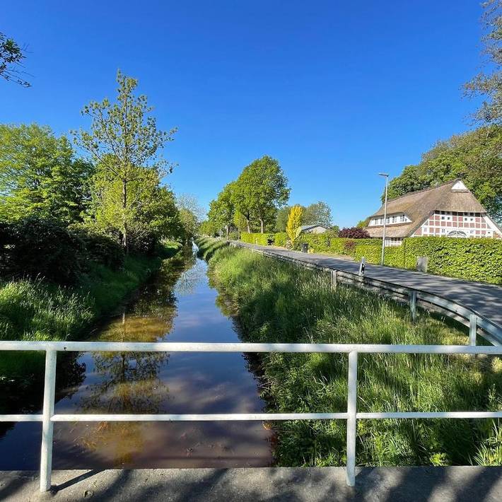 Ferienhaus für 10 Personen, mit Balkon und Terrasse sowie Garten und Pool in Hemmoor - 4