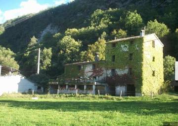 Gîte pour 15 personnes, avec vue et jardin à Entrevaux