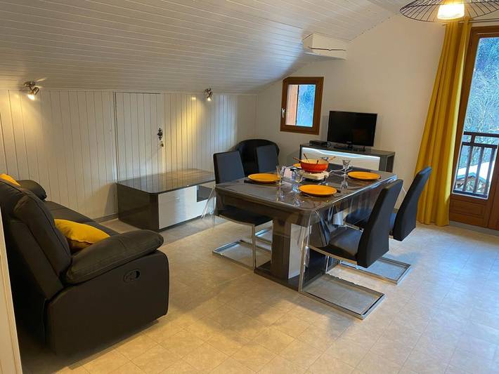 Gîte pour 4 personnes, avec jardin et terrasse, animaux acceptés à Villard-sur-Doron - 2