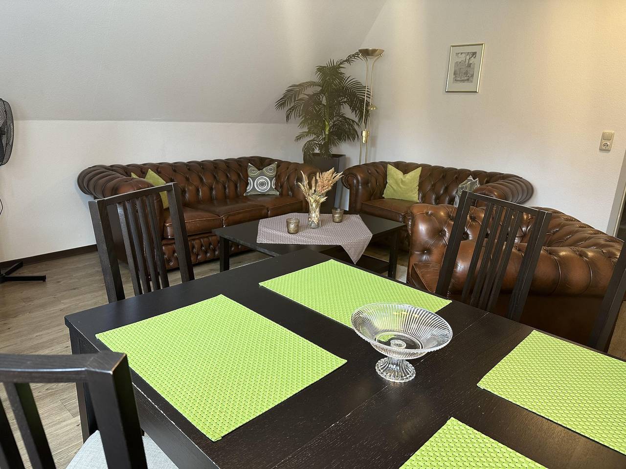 Ganze Ferienwohnung, 3. Og: Ferienwohnung mit 2 Schlafzimmer und Dusch in Lübeck, Lübecker Bucht