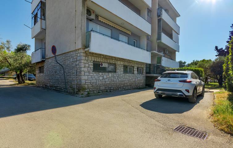 Ferienwohnung für 4 Personen, mit Terrasse in Fazana - 3