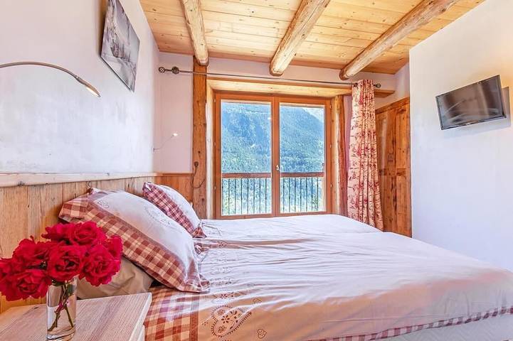Gîte pour 12 personnes, avec sauna ainsi que jacuzzi et balcon à Villaroger - 2