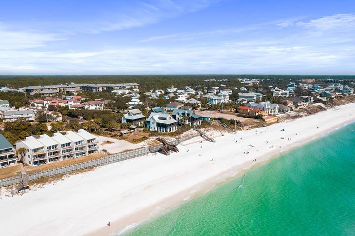 Vacation rental for 6 people, with balcony and hot tub as well as pool in Blue Mountain Beach