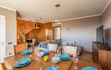 Beach House for 10 People in Sant Cebrià de Vallalta, Maresme, Photo 3